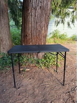petite folding table