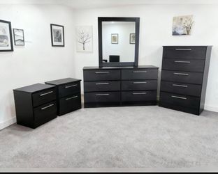 Dresser With Mirror, Chest And Two Nightstands 🌌 Comoda Con Espejo, Gavetero Y Dos Mesitas De Noche 🌌