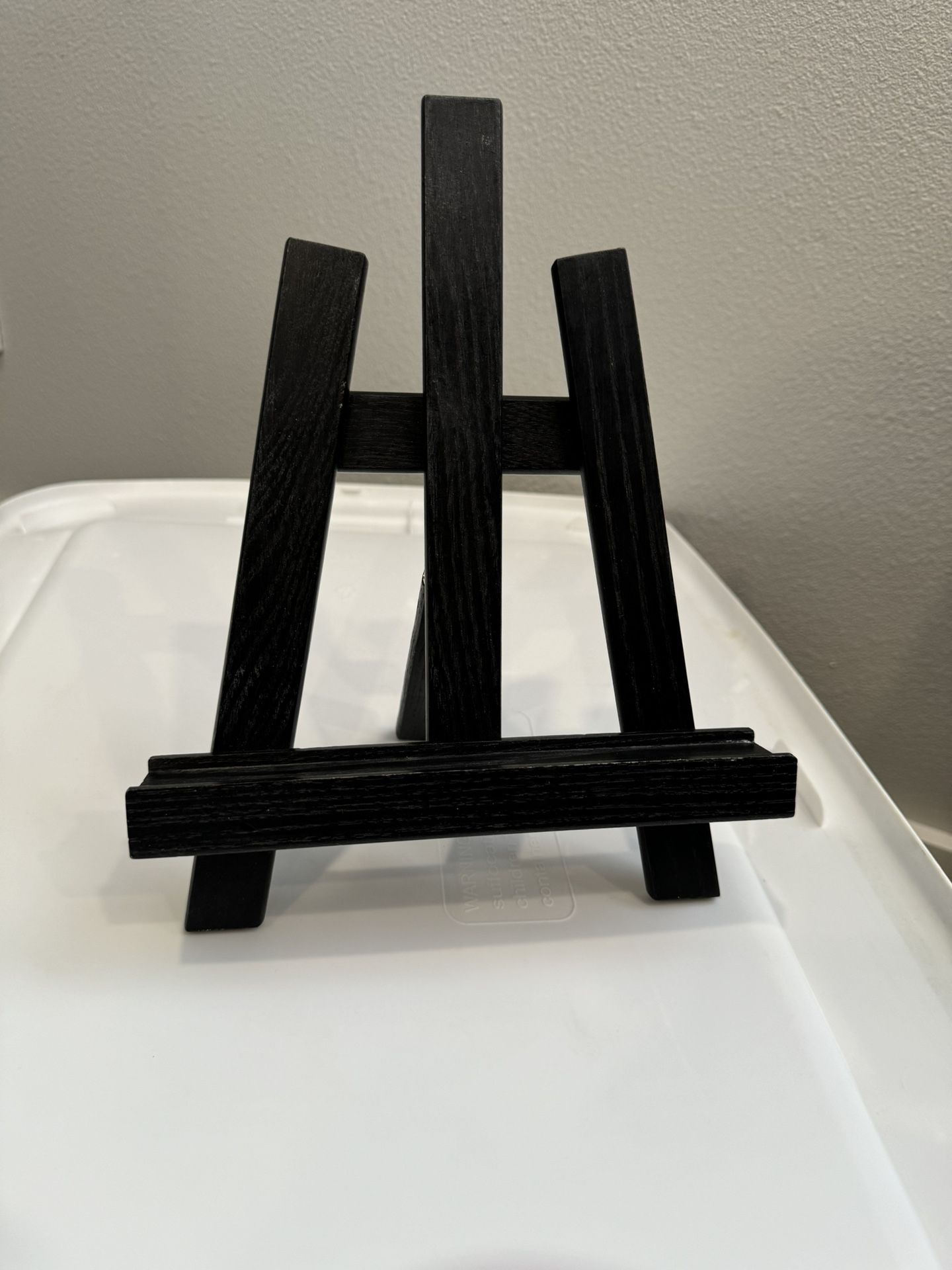 Black Wooden Stand/Easel