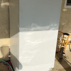 Kenmore Stand Up Freezer