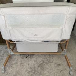 LovliTod Bassinet