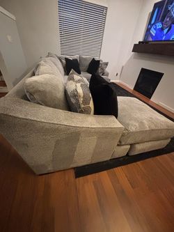 Stanton Sectional Sofa with Chaise