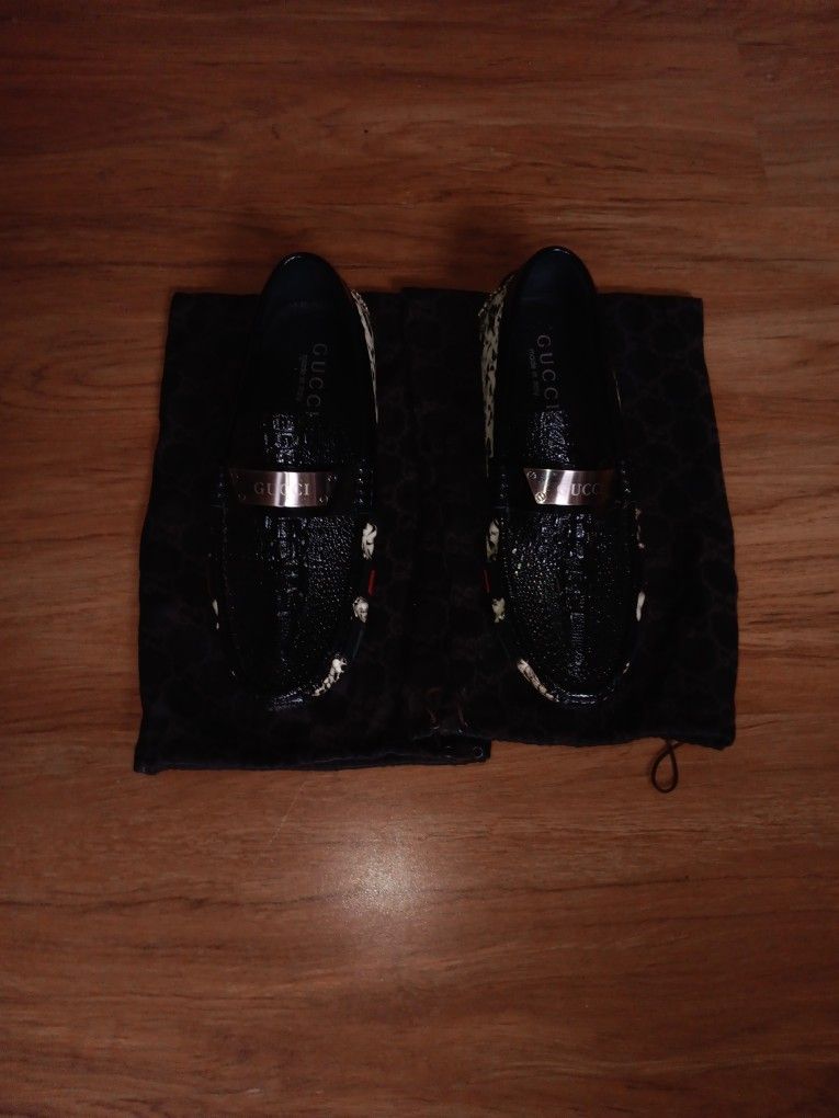 Black "GUCCI" DG73Q 44