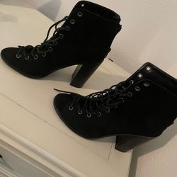 Perfect Black Heels. 