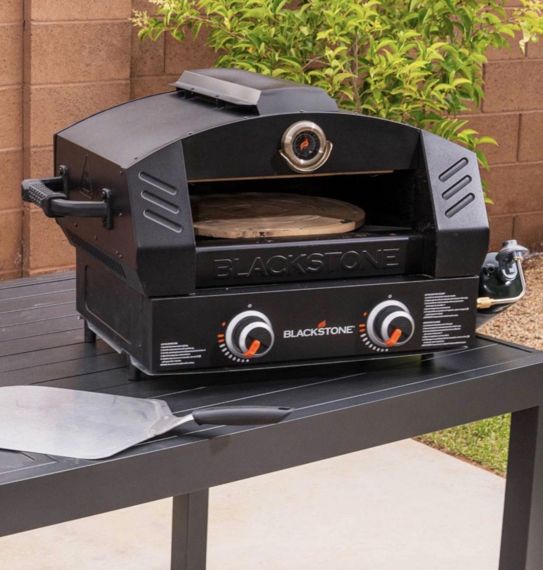 Brand New Blackstone Pizza Oven