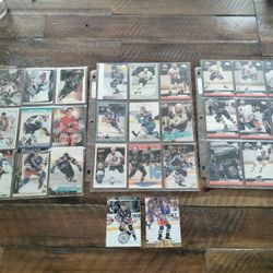 VINTAGE HOCKEY CARDS- HALL OF FAME PLAYERS