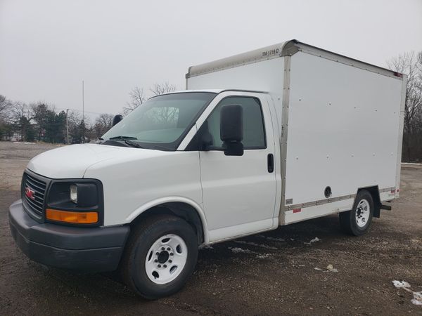 2010 10 ft box truck for Sale in Itasca, IL - OfferUp