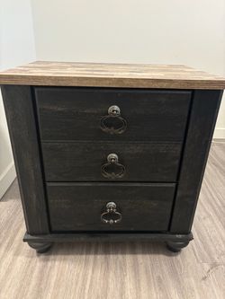Mini dresser black and brown