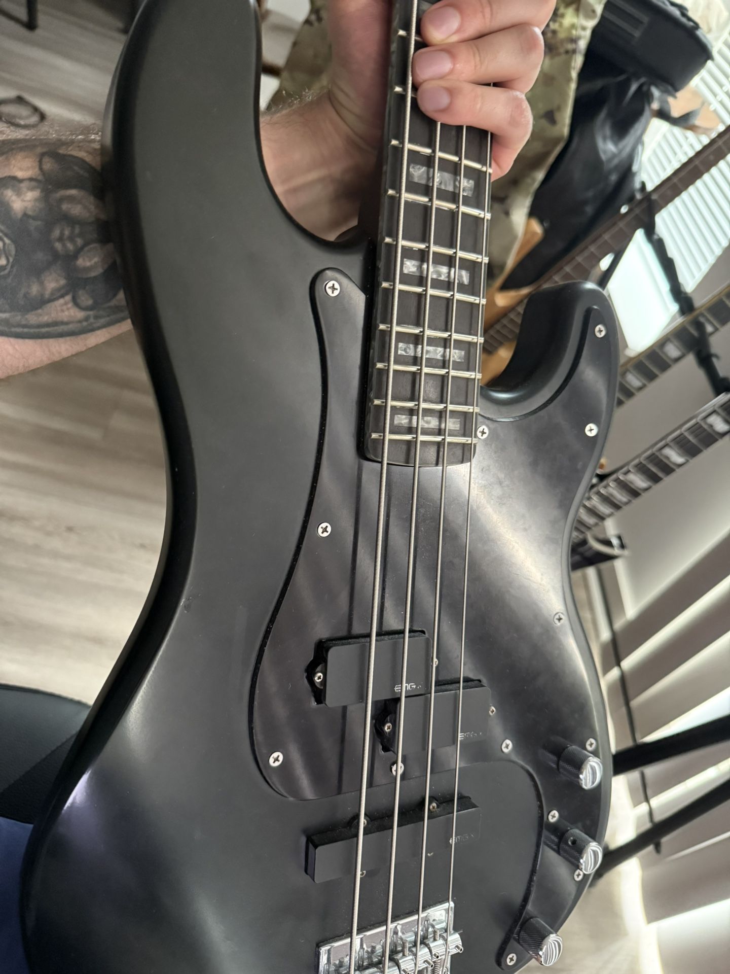 ESP LTD FB-4 FRANK BELLO SIGNATURE BASS