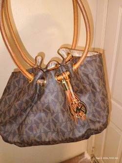 Michael Kor purse
