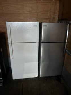 Top and bottom Frigidaire refrigerator