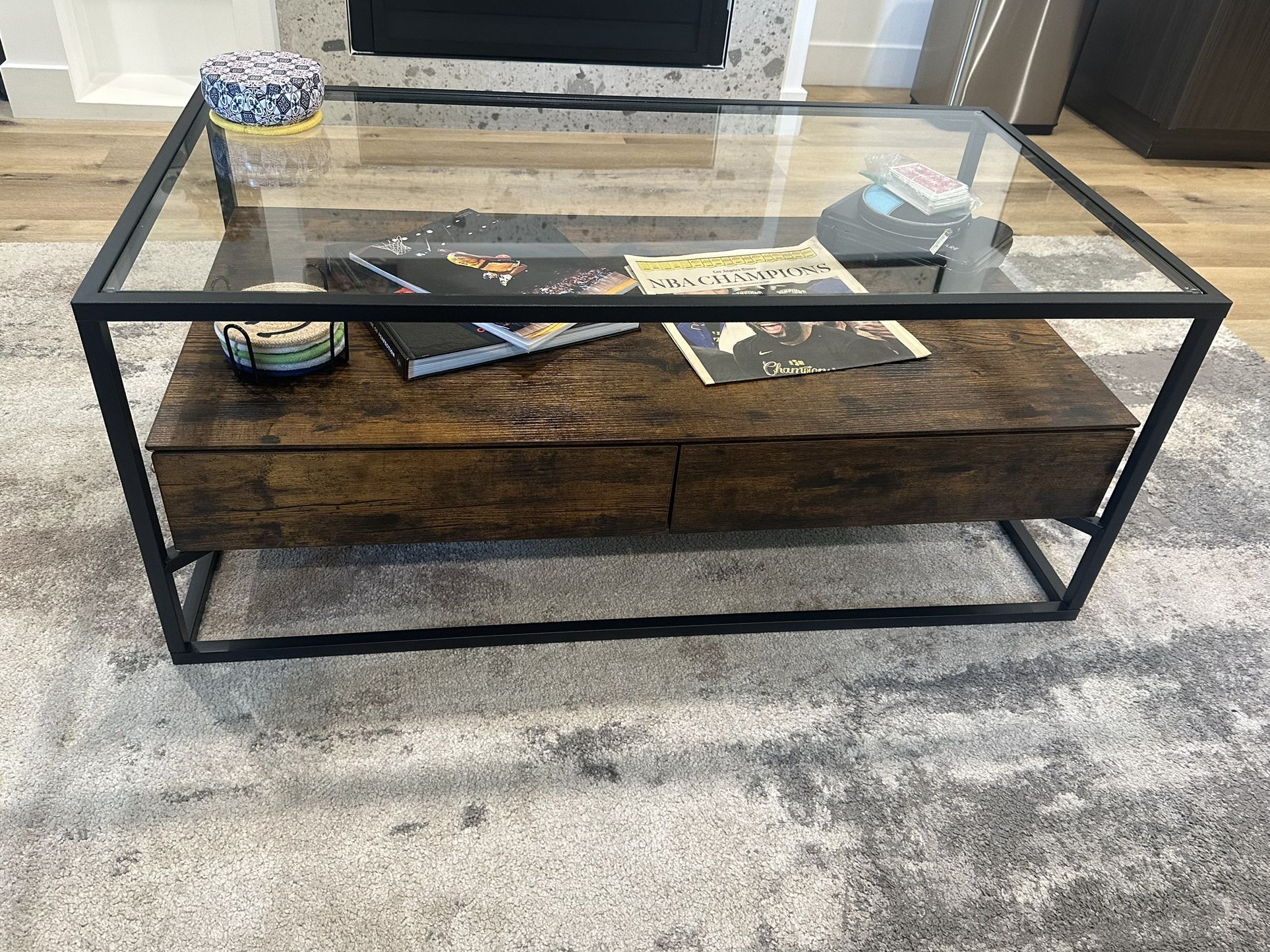 Coffee Table With 2 Storage Drawers
