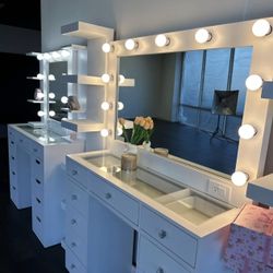 Beauty Vanity Station — Prebuilt & Sturdy (NEW) 💥 Limited Warehouse Clearance