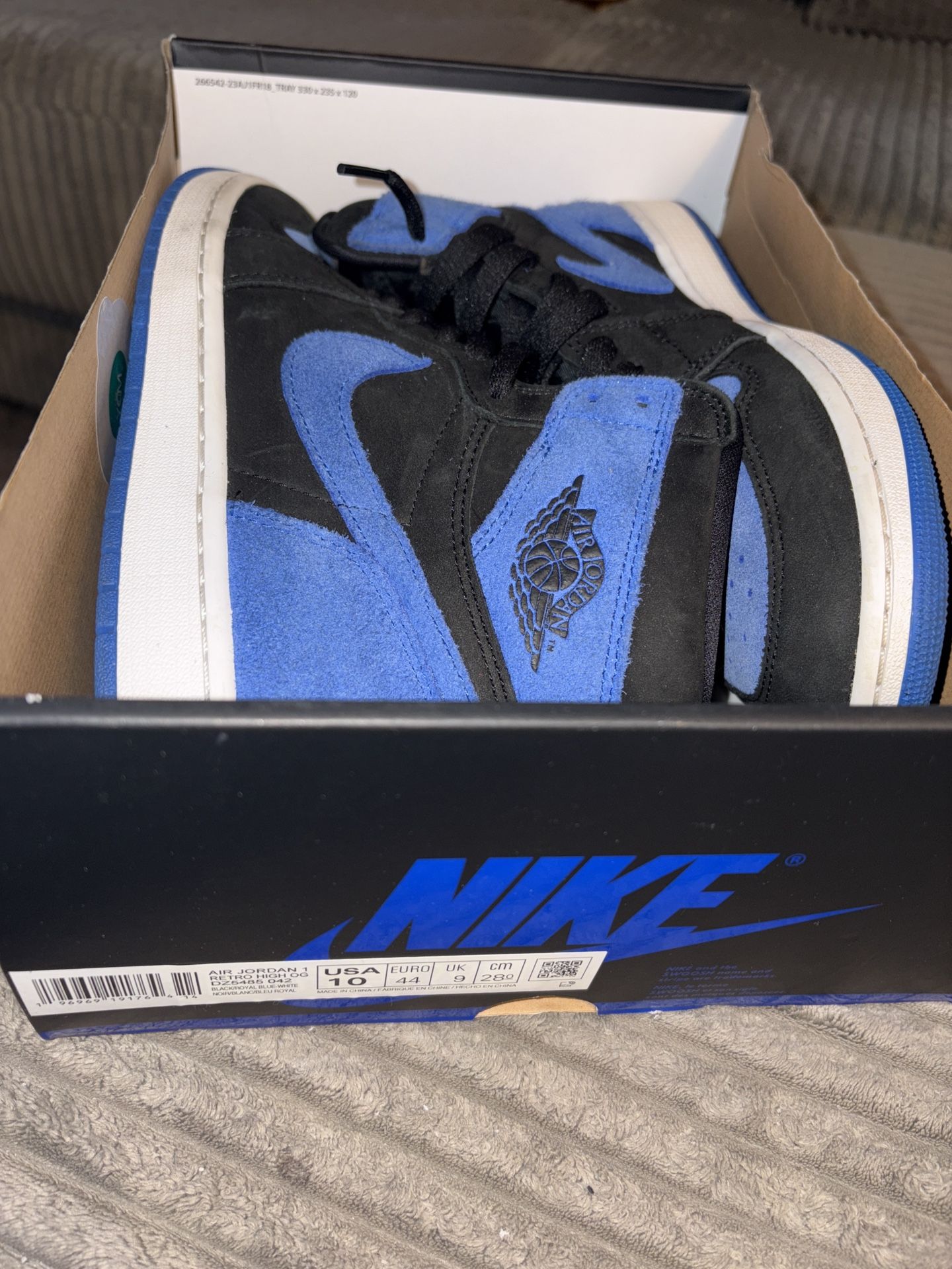 Jordan 1s size 10 Men