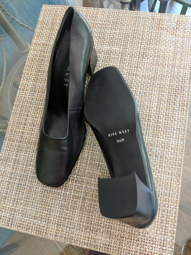 NEW Nine West Leather Shoes, black