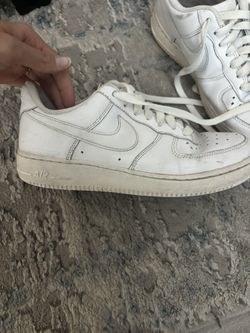 White Nike Air Force 1 8.5