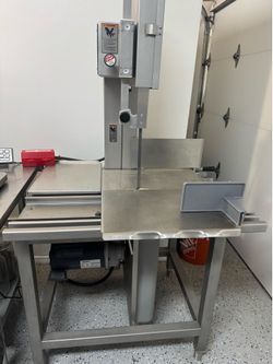 Hobart 6614-2 Vertical Meat Saw – 3 HP – Excellent Condition