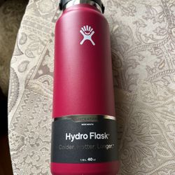 Hydro Flask 40 Oz New