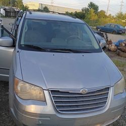 2008 Chrysler Town & Country