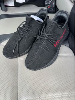 Men’s Sneakers Black/Red Size 10