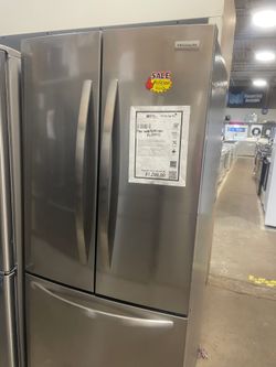 Scratch & Dent Fridges - Up to 40% Off