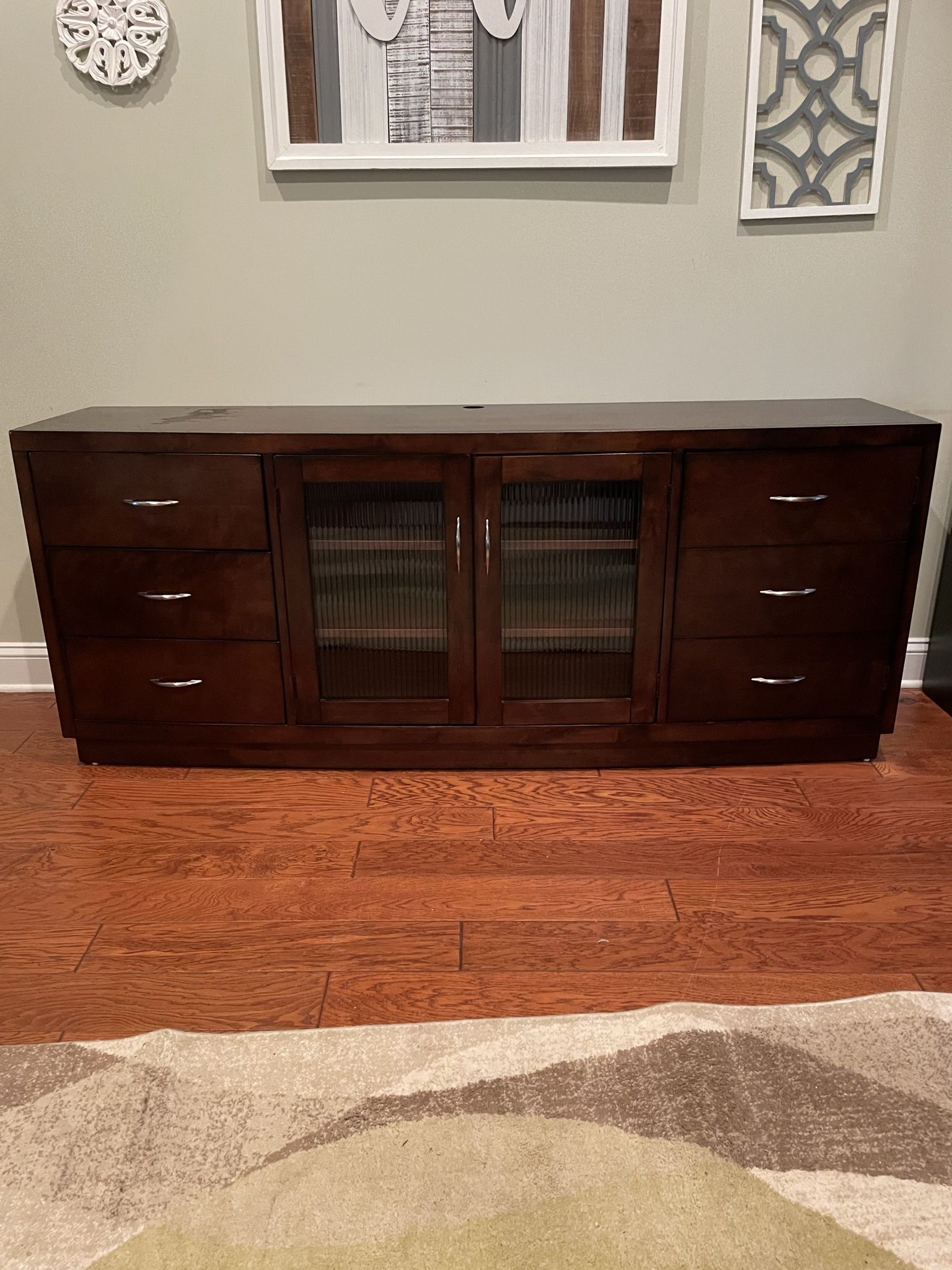 ENTERTAINMENT CENTER- Well Made 