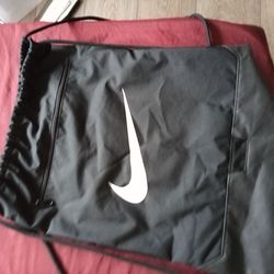 Brand new Nike bag 15$