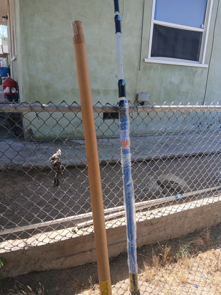 Maga Pole