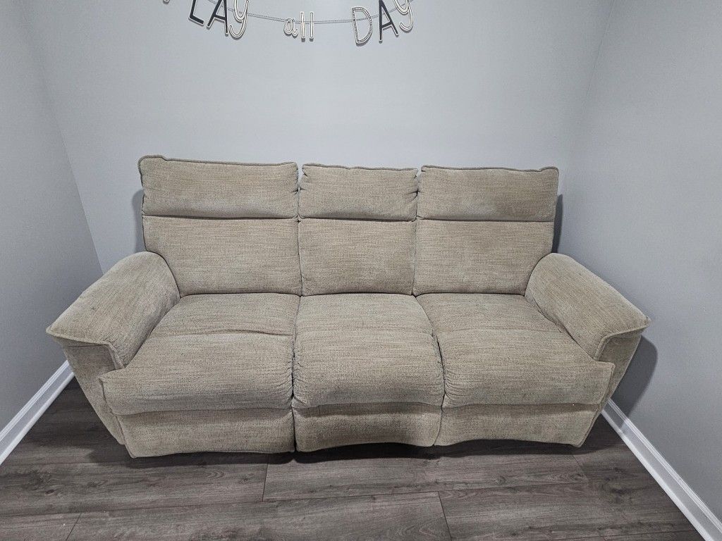Lazy Boy Reclining Couch