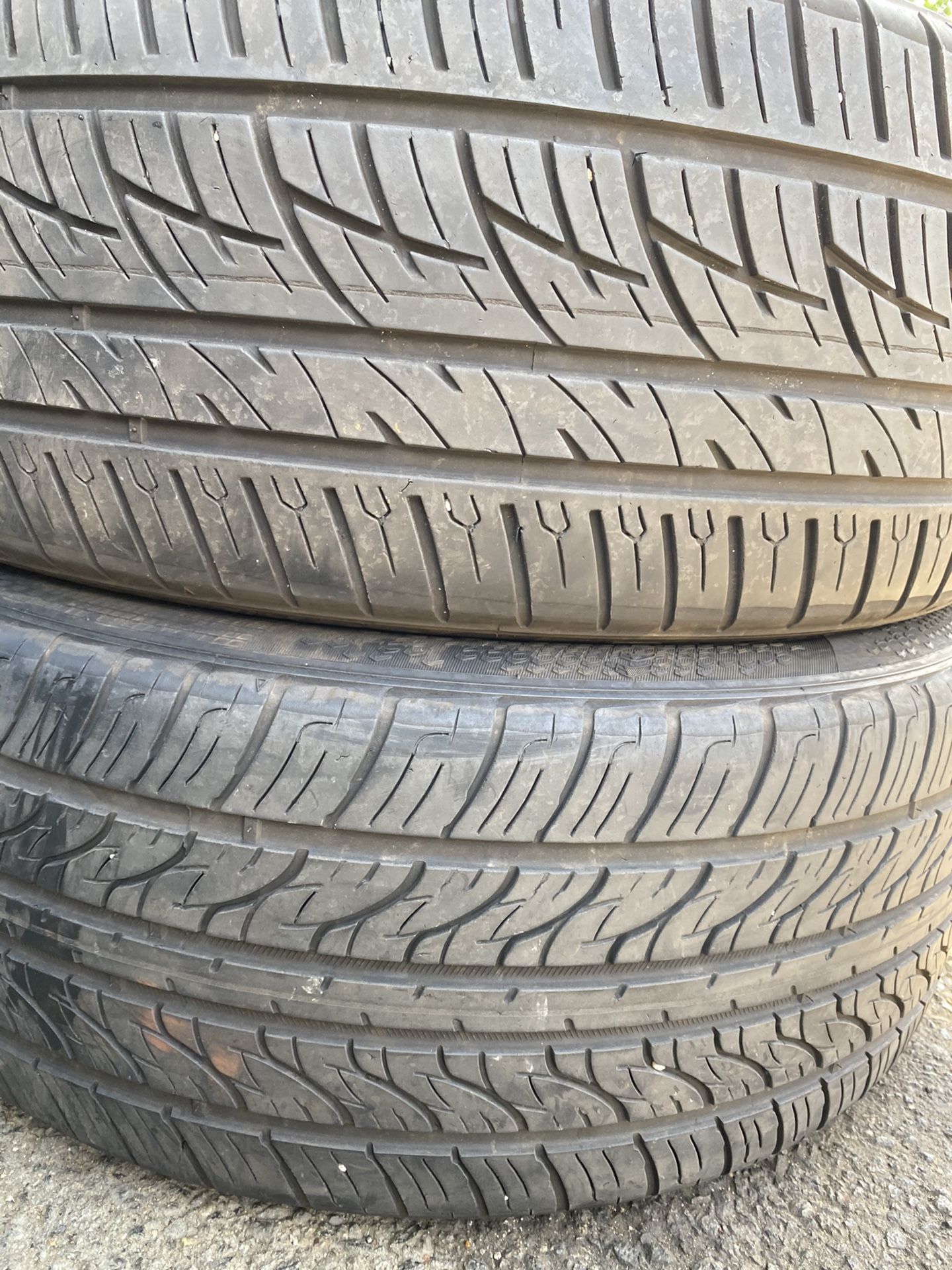 Two used tire 245/45R20 DELINTE end VERCELLI two used tire $90