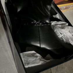 Karen Scott's Size 10 Women Boots
