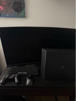 ENTIRE GAMING SET UP *PS4* *MONITOR* *KEYBOARD & MOUSE* *DESK* NEED GONE