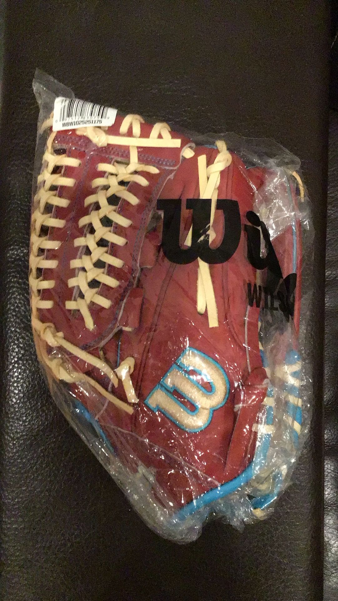 Wilson A2000
