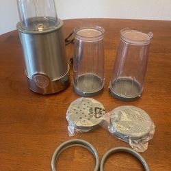 BELLA BLENDER and Accessories 