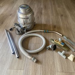 VTG Rare Nilfisk Type GAE Vacuum Cleaner Canister Vac 115V 60hz 4.4 Amp  Working