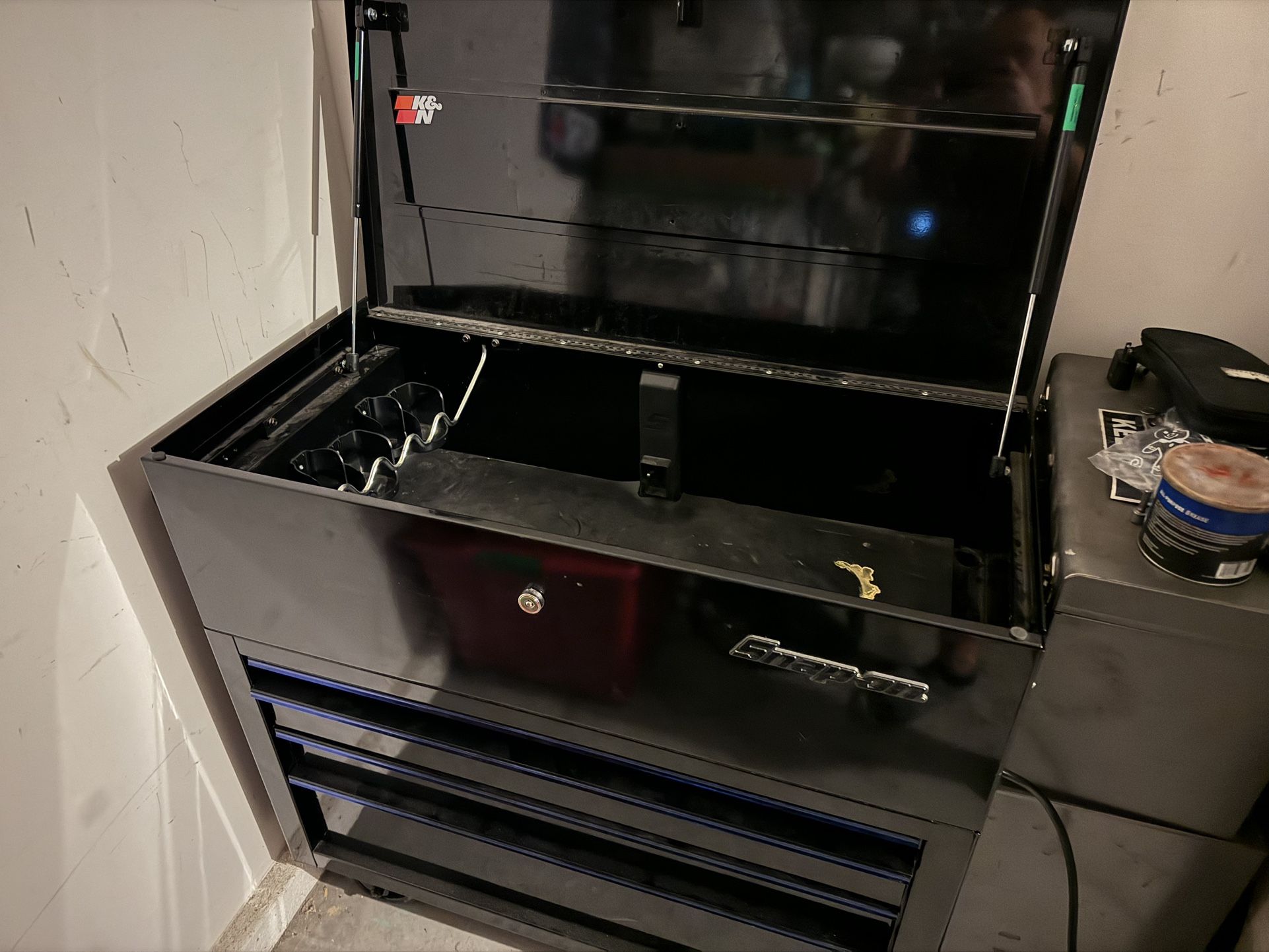 Snap On Toolbox With Power Top