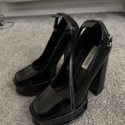 Steve Madden Black Platform Heels