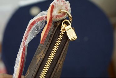 Zip Pouch