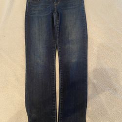 Levi's Women's Mid Rise Skinny Jeans Size 8S/C Dark Wash Blue Jeans