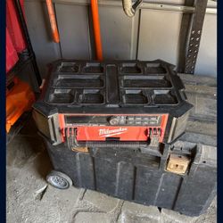 Milwaukee Pack out radio & Charger 