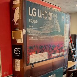 65” LG 4K HDR SMART TV