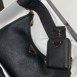 Prada Leather handbag 