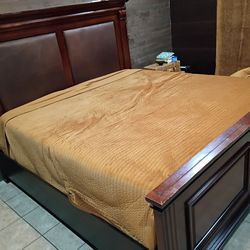 King Size Bed And Tempur-pedic
