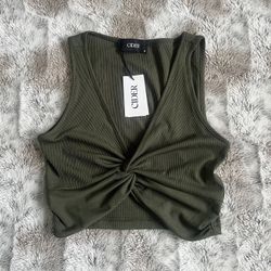 Cider Olive Twist-Knot Ribbed Crop Tank in size S/4