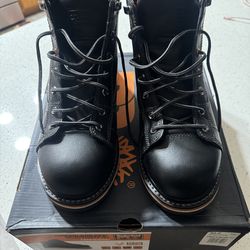 Timberlands pro safety toe work boots 10 1/2