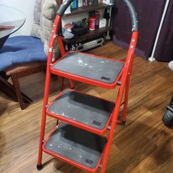 Step Ladder Heavy Duty