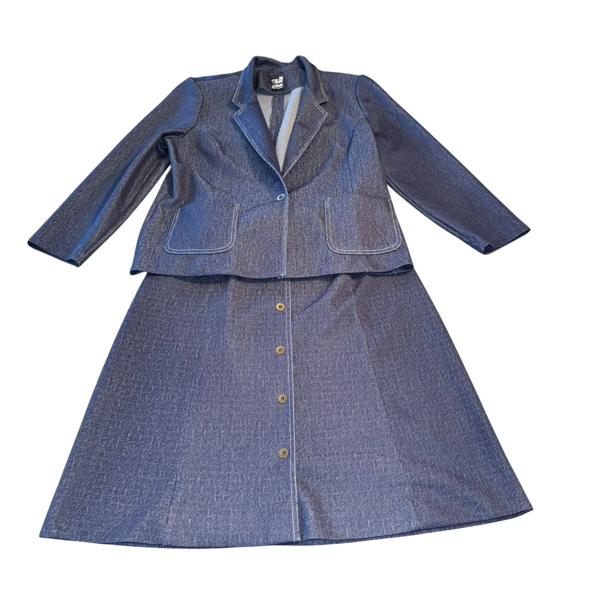 The Petite Concept By Devon Suit Women's 16 Navy Denim Look Union Made USA VTG  Vintage 2pc skirt set. Size 16P Excellent condition. There was no fabr