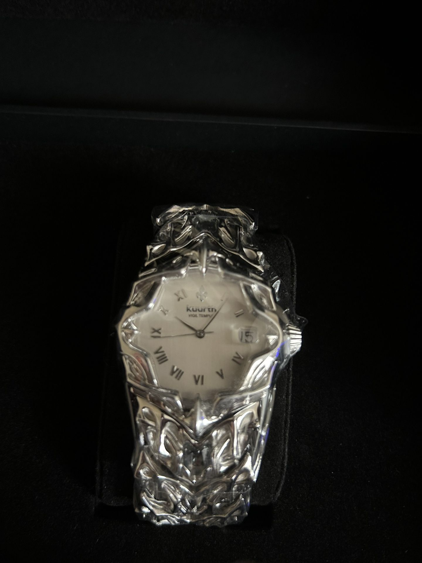 KUURTH VIGIL TEMPUS SILVER WATCH *RARE*