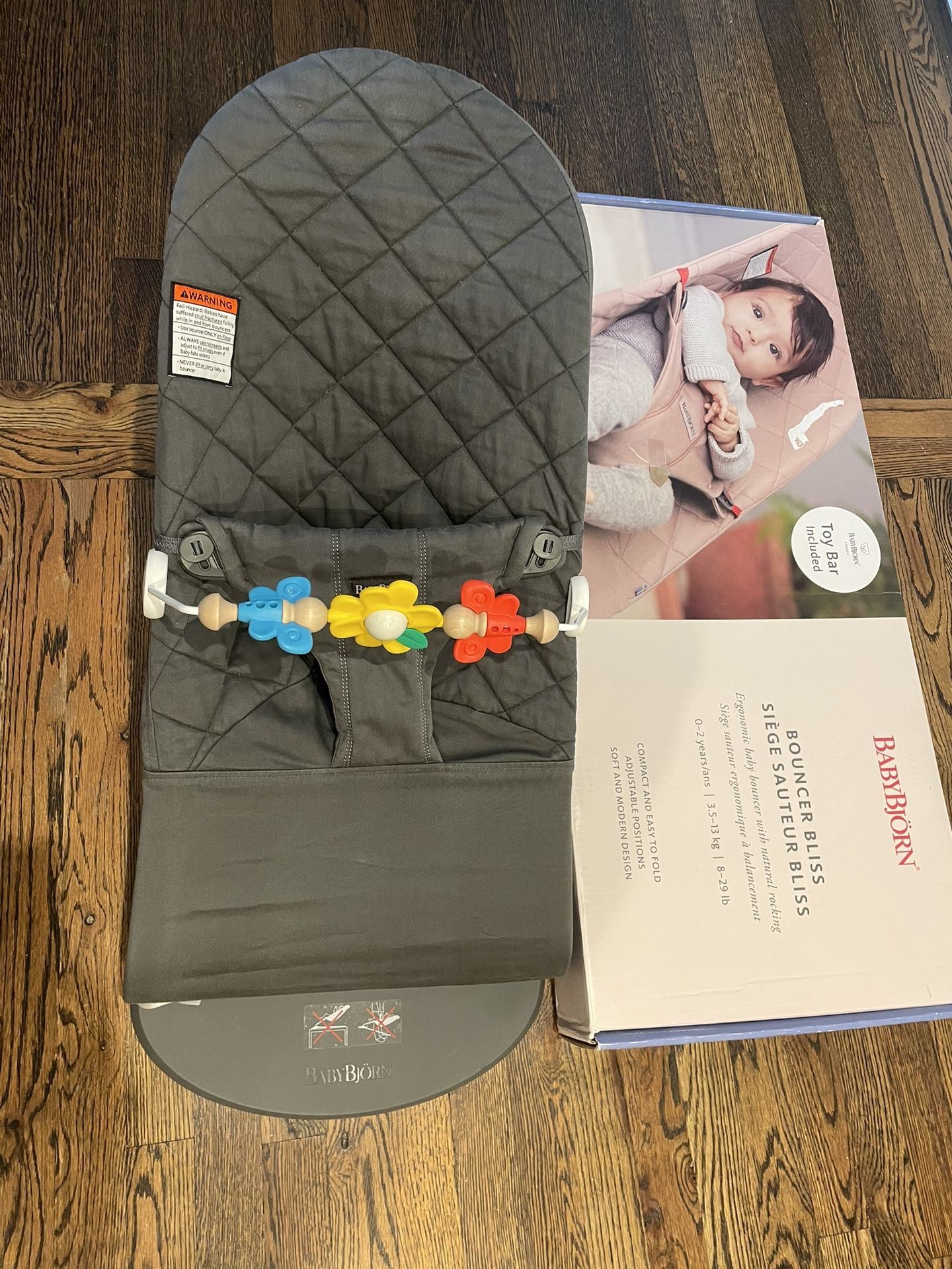 Baby Björn Bouncer Bliss WITH Toy Bar $175