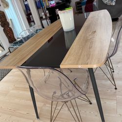 Dining table set